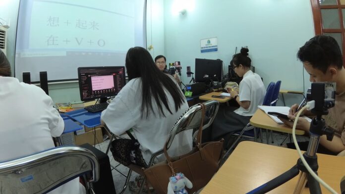 THANHXUANHSK luyện thi HSK 4 HSKK trung cấp Quận Thanh Xuân Hà Nội bài 1