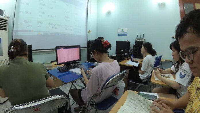 Học tiếng Trung Quận Thanh Xuân luyện thi HSK-HSKK THANHXUANHSK bài 11