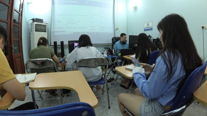 Học tiếng Trung Quận Thanh Xuân luyện thi HSK-HSKK THANHXUANHSK bài 13