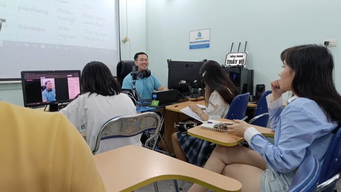 Học tiếng Trung Quận Thanh Xuân luyện thi HSK-HSKK THANHXUANHSK bài 15 Học tiếng Trung Quận Thanh Xuân luyện thi HSK-HSKK THANHXUANHSK bài 15