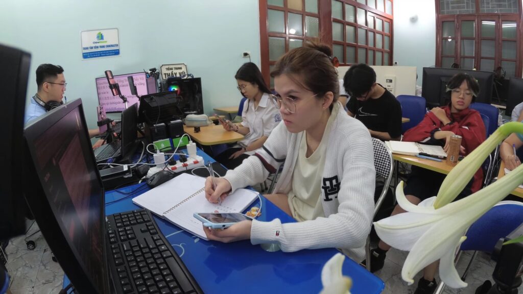 Trung t&acirc;m tiếng Trung ChineMaster chuy&ecirc;n đ&agrave;o tạo HSK HSKK