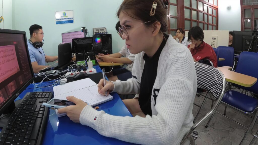 Trung t&acirc;m tiếng Trung ChineMaster top 1 đ&agrave;o tạo chứng chỉ HSK HSKK