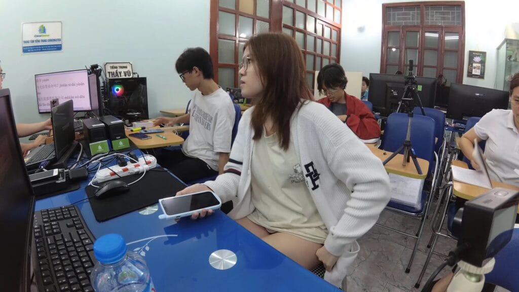 Kh&oacute;a học tiếng Trung cho người mới bắt đầu HSK 123 HSKK sơ cấp